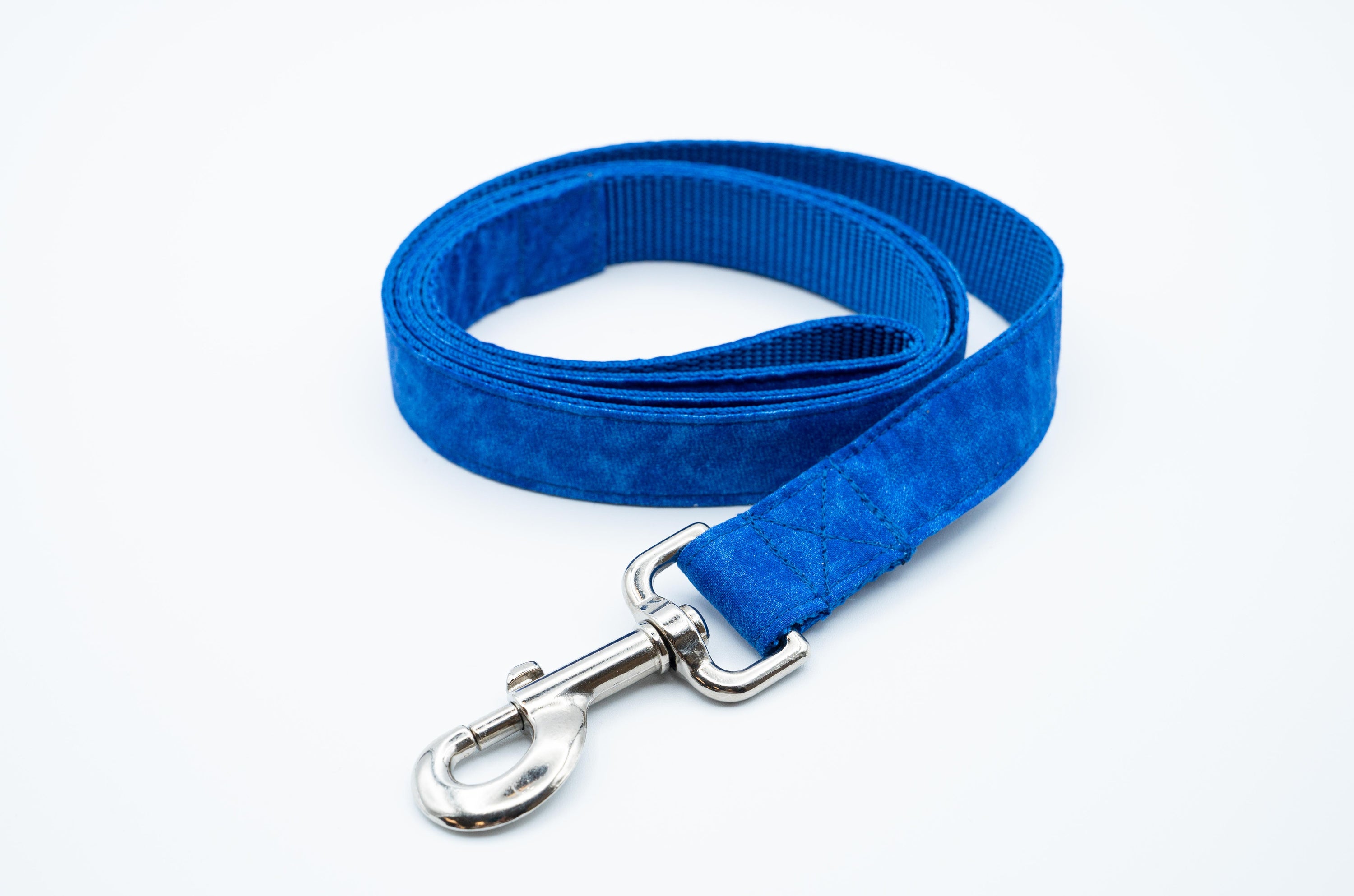 BLUE ROYALTY LEASH