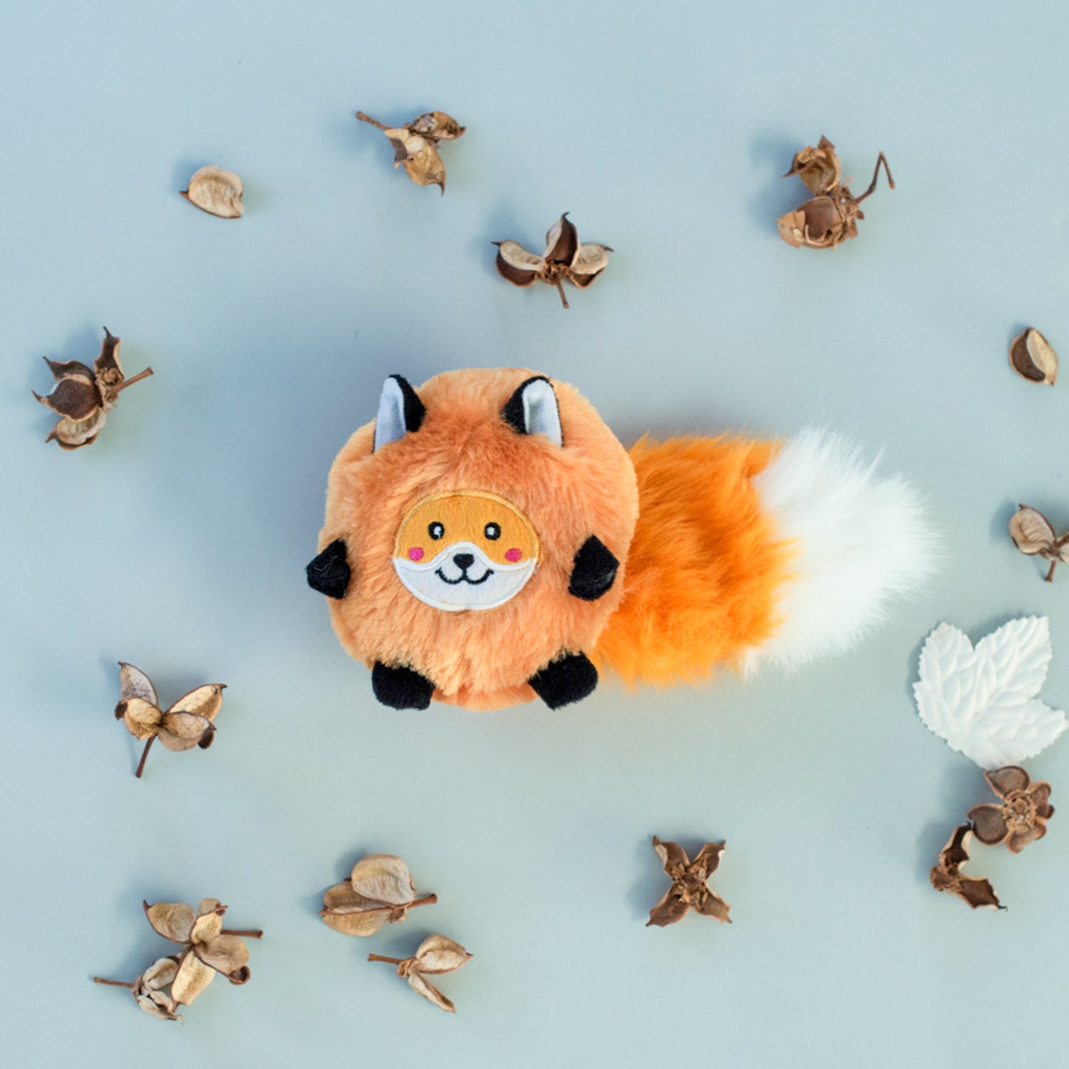 Bushy Throw - Fox – Savvy Chic Pawz